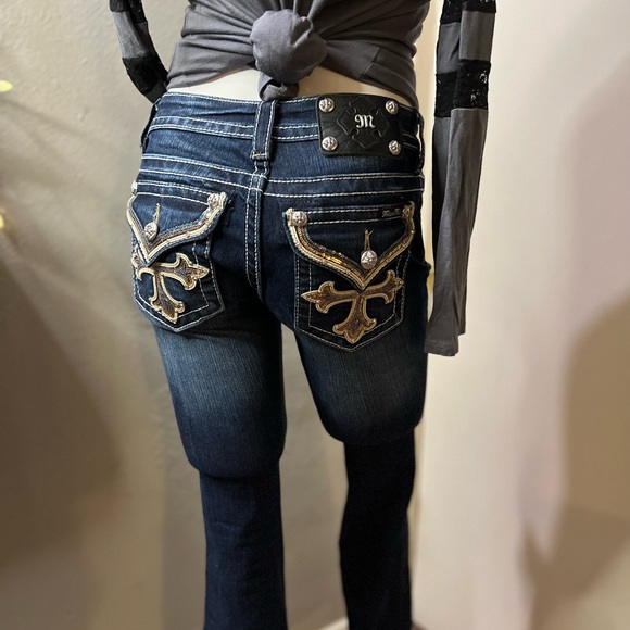 Bootcut Miss Me Jeans -Petite - Picture 2 of 5